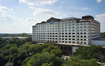 Renaissance Austin Hotel