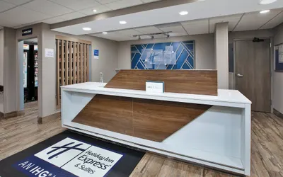 Holiday Inn Express & Suites Eden Prairie – Minneapolis by IHG