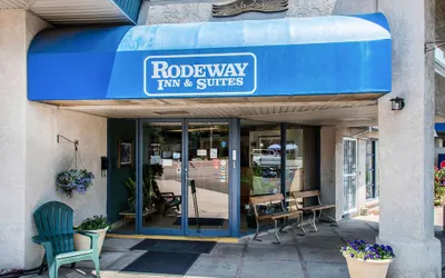 Rodeway Inn & Suites