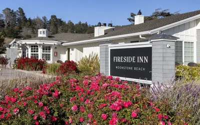 Fireside Inn on Moonstone Beach