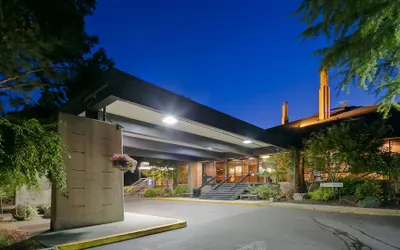 Best Western Plus Hood River Inn