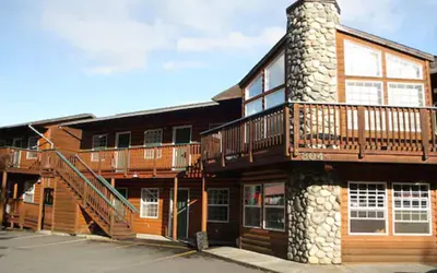 Harborview Inn