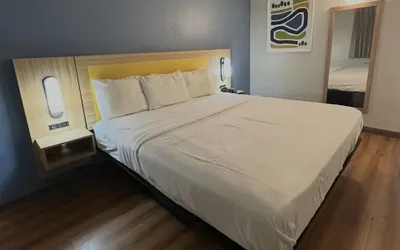 Park Inn by Radisson, Fargo West Acres