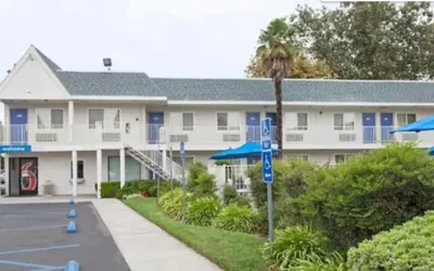 Motel 6 Sacramento, CA - Central