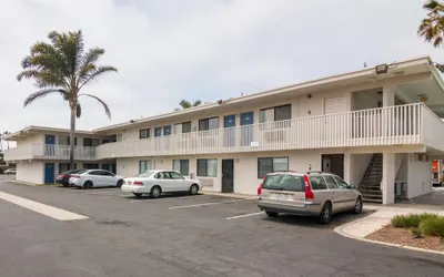 Motel 6 Ventura, CA - Beach