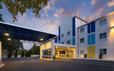 Days Inn by Wyndham Penn State