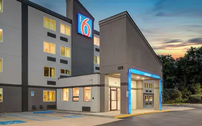 Motel 6 York, PA - North