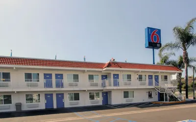 Motel 6 La Mesa, CA - San Diego