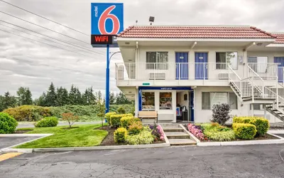 Motel 6 Everett, WA - South