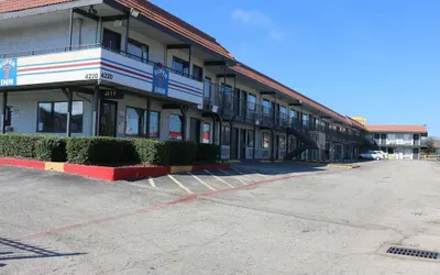 Super 7 Inn by Hotel O Dallas I 20