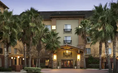 Larkspur Landing Extended Stay Suites Sacramento