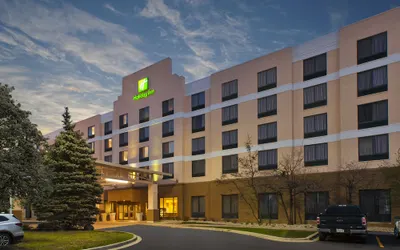 Holiday Inn & Suites Bolingbrook by IHG