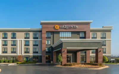 La Quinta Inn & Suites by Wyndham Clarksville