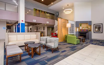 Holiday Inn Express Hotel & Suites Phoenix-Airport by IHG