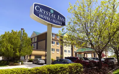 Crystal Inn Hotel & Suites Midvalley