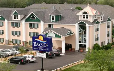 Bayside Hotel of Mackinac