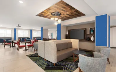 Holiday Inn Express - Vero Beach, an IHG Hotel