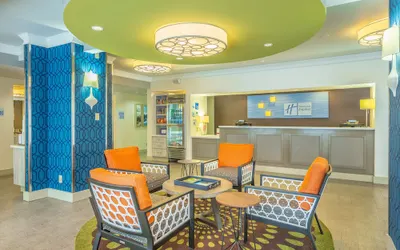 Holiday Inn Express Saint Simons Island, an IHG Hotel