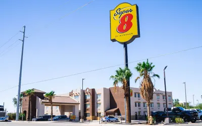 Super 8 by Wyndham Yuma