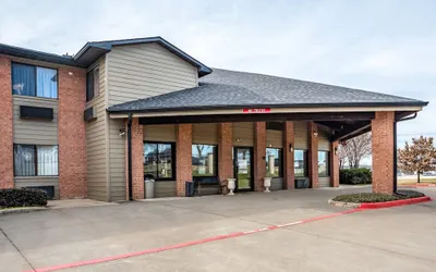 Econo Lodge Inn & Suites Mckinney - Plano North