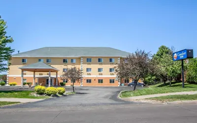 Comfort Inn Muscatine near Hwy 61