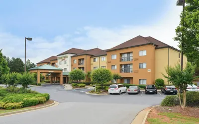 Courtyard Suwanee by Marriott