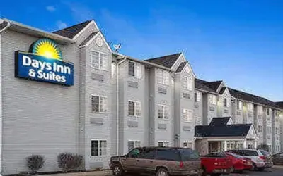 Days Inn & Suites by Wyndham Lafayette IN