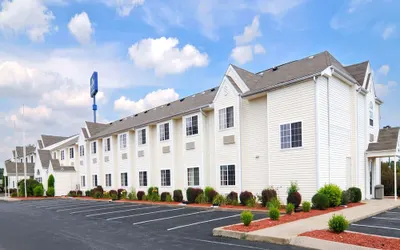 Microtel Inn & Suites by Wyndham Clarksville