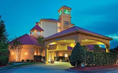 La Quinta Inn & Suites by Wyndham Winston-Salem