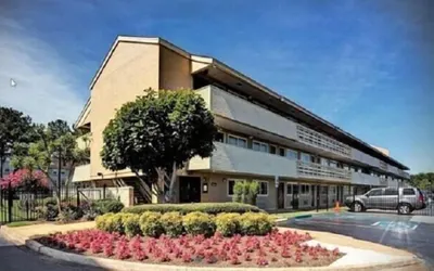 Fair View Inn & Suites