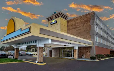 Days Inn by Wyndham Livonia/Canton/Detroit