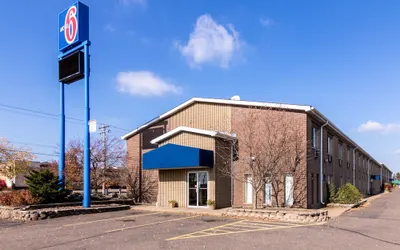 Motel 6 Eau Claire, WI