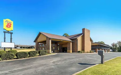 Super 8 by Wyndham Paragould