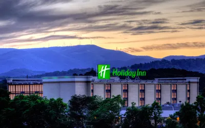 Holiday Inn Roanoke-Tanglewood-Rt 419&i581 by IHG