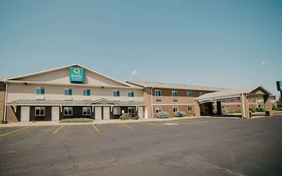 Quality Inn & Suites Watertown near Prairie Lakes Ice Arena