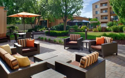 Courtyard by Marriott Columbus Worthington