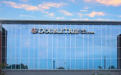 DoubleTree by Hilton Hotel & Suites Charleston Airport