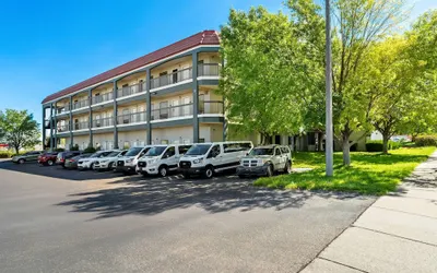 Quality Inn & Suites Albuquerque South Valley Area