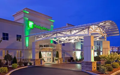 Holiday Inn Hotel & Suites Rochester - Marketplace, an IHG Hotel