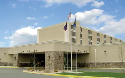 Ramkota Hotel & Conference Center