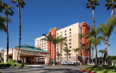 Courtyard by Marriott Baldwin Park