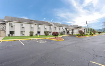 Econo Lodge Painted Post - Corning