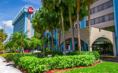 Clarion Inn & Suites Miami International Airport