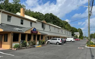 Whitney Inn & Suites