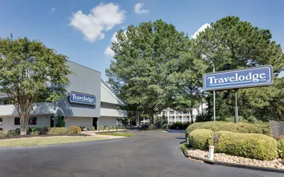 Travelodge by Wyndham College Park