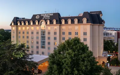 Doubletree Suites by Hilton at The Battery Atlanta