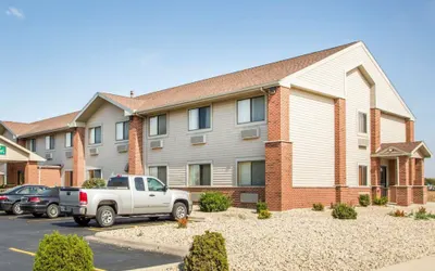 Quality Inn Ottawa near Starved Rock State Park