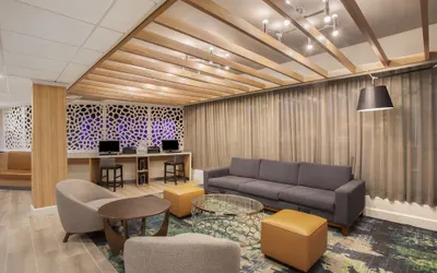 Holiday Inn & Suites Parsippany Fairfield, an IHG Hotel