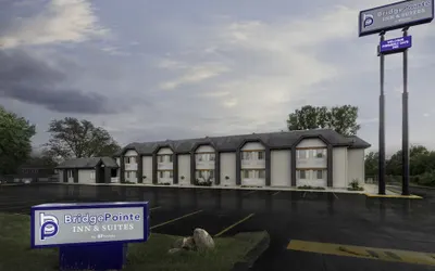 BridgePointe Inn & Suites