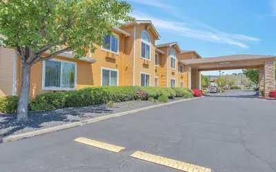 Quality Inn near Six Flags Discovery Kingdom - Napa Valley